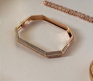 BRACELETE DOURADO OCTAGONAL PARTE DE CIMA CRAVEJADA