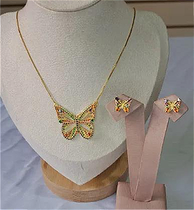 CONJUNTO DOURADO COLAR E BRINCOS BORBOLETA CRAVEJADA ZIRCÔNIAS COLORS