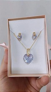 CONJUNTO DOURADO COLAR E BRINCOS CRAVEJADOS CORAÇÃO ZIRCÔNIA