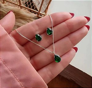 CONJUNTO PRATEADO COLAR E BRINCO GOTA VERDE RODIO