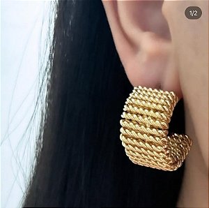 BRINCO DOURADO TRANÇA