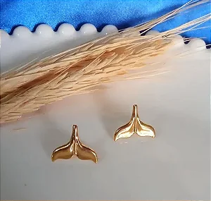 BRINCO DOURADO RABO DE SEREIA