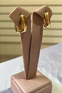 BRINCO DOURADO RETANGULAR