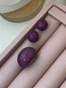 CONJUNTO DOURADO ANEL E BRINCOS CRAVEJADOS ROXO