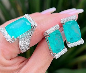 CONJUNTO PRATEADO ANEL E BRINCOS CRAVEJADOS COM ZIRCÔNIA VERDE