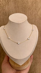CHOKER CORAÇÕES PEROLA BANHO OURO