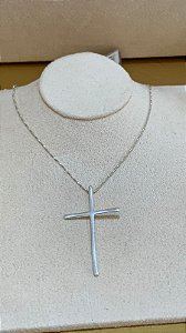 COLAR CRUZ PRATA