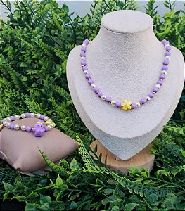 CONJUNTO ROXO COM PERÓLAS BRANCAS