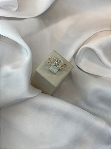 ANEL VAZADO PRATA COM ZIRCONIA