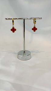 BRINCO ARGOLA TREVO VERMELHO AÇO