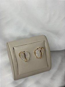 BRINCO DOURADO COM PEDRA