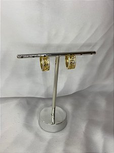 ARGOLA DOURADA CRAVEJADA