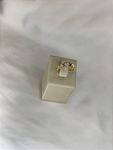 ANEL COM CORAÇÕES DOURADO