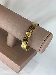 BRACELETE DOURADO COM TEXTURA