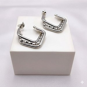 BRINCO PRATEADO ARGOLA TRIPLA ENTRELAÇADO AÇO INOX