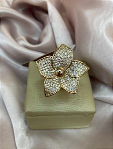 ANEL DOURADO FLOR CRAVEJADO