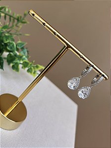 Brinco argolinha gota cravejada rodio
