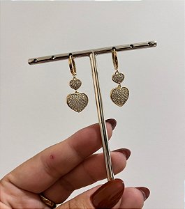 ARGOLINHA CLIC CORAÇÕES CRAVEJADOS OURO