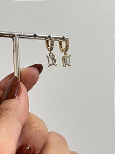 BRINCO ARGOLA CLIC CRAVEJADA COM PEDRA ZIRCONIA OURO