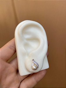 BRINCO GOTA PRATA COM PÉROLA