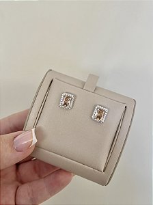 Brinco retangular crav Champagne