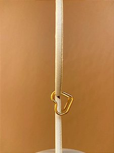 BRINCO ARGOLA CORAÇÃO DOURADO AÇO INOX