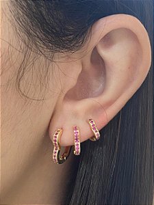 BRINCO TRIO ARGOLA DE CORAÇÃO VAZADO CRAV PINK