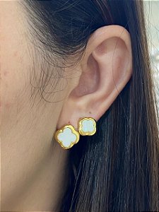 BRINCO DUO TREVO MADREPEROLA