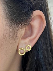 BRINCO DUO ORGÂNICO CIRCULO VAZADO