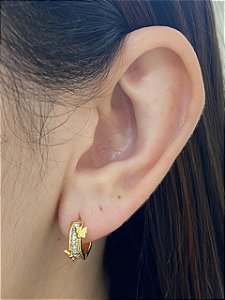 BRINCO ARGOLA BORBOLETA ZIRCONIA BAGUETE