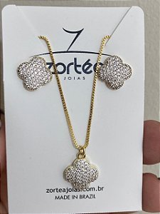 CONJUNTO FLOR CRAVEJADA NO CRISTAL