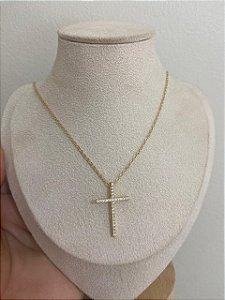 COLAR CRUZ DOURADO CRAVEJADO