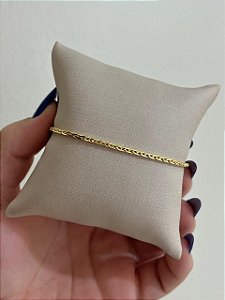 PULSEIRA MALHA TRANÇADA DOURADA