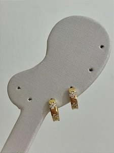 BRINCO ARGOLINHA CLICK FLORZINHA CRAEJADA DOURADO