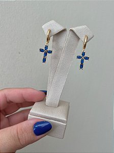 BRINCO ARGOLA CLICK PIN CRUZ ZIRCONIA AZUL