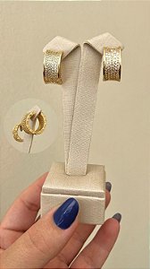 BRINCO ARGOLA CLICK TAM G CRAVEJADA COM NUMEROS ROMANOS