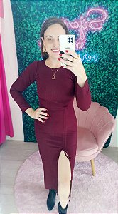 Vestido Vinho com Fenda