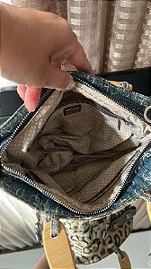 Guess denim e bordados