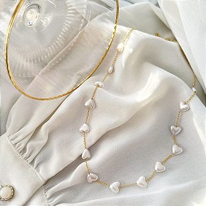 Colar coração pérolas