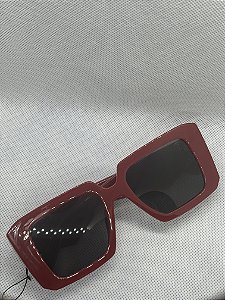 Óculos de sol quadrado vermelho*