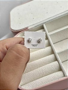 @ Brincos estrela de zircônia 5mm - Prata 925