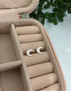 @ Brinco meia lua trabalhada 9mm