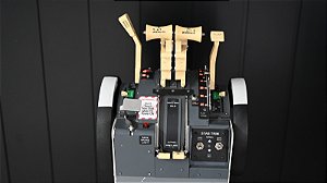 Throttle Boeing 737 NG FSC Usado