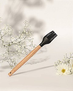 Pincel Silicone Preto Cabo Bambu
