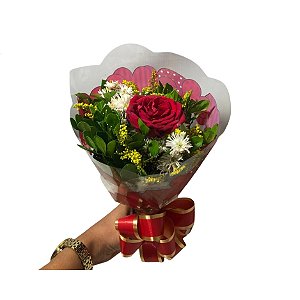 Arranjo Solitário de Rosa Vermelha - Modelo Clássico