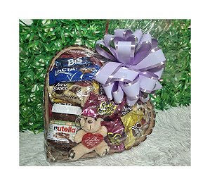 Box Coração Artesanal com Pelúcia e Chocolates