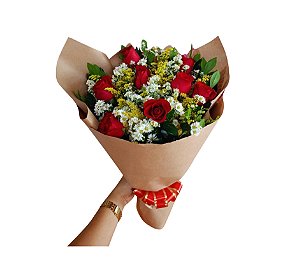 Buquê de Rosas Vermelhas Modelo Magno Francês