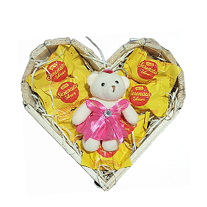 Cesta Coração 18cm Com Serenata de Amor  e  Mini Pelúcia