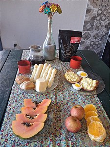 Café Especial: torrado e moído. Aroma e sabor de mel, chocolate e frutas amarelas.Pacote de 500 gramas.