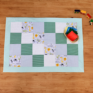 Tapete Patchwork Pedaços de Encanto - Verde